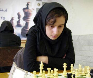 Thread by @Vakil_e_Roaya: Here we go! #Iran #Chess #شطرنج #ایران  #علیرضا_فیروزجا @FirouzjaAlireza is playing GM Kovalek from Belarus and  seems to be a Ruy Lopez openi…