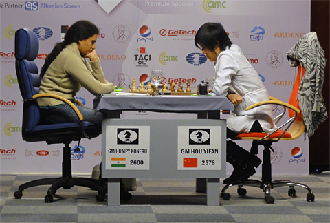 http://chessbase.com/news/2011/tirana/g01-01.jpg